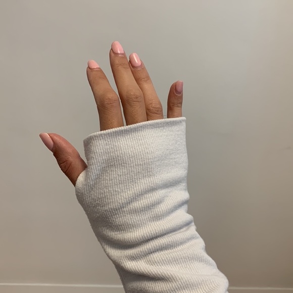 Chaser Long Sleeve Twist-tie Top - Picture 9 of 9